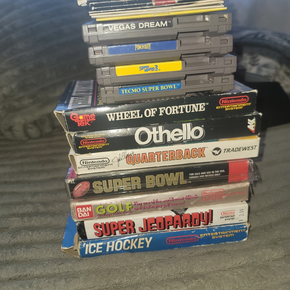 Nintendo NES Game Collection - Multicolor Covers - Picture 2 of 4